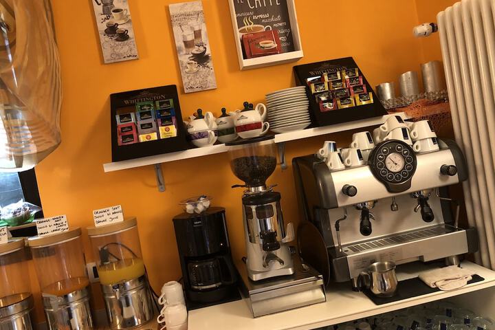 Breakfast/Coffee Service 55 of 75