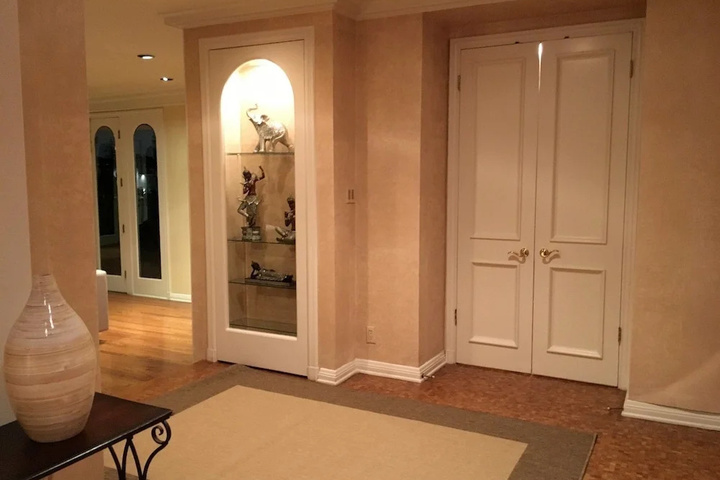 Room 11 of 22