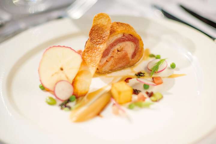 Dining 44 of 64