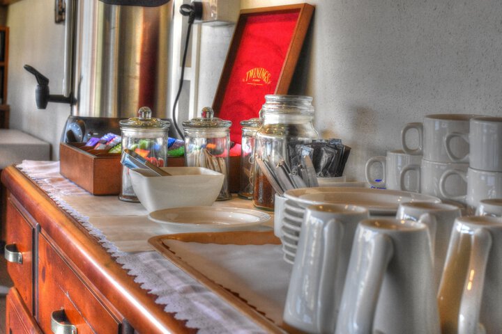Breakfast/Coffee Service 34 of 38