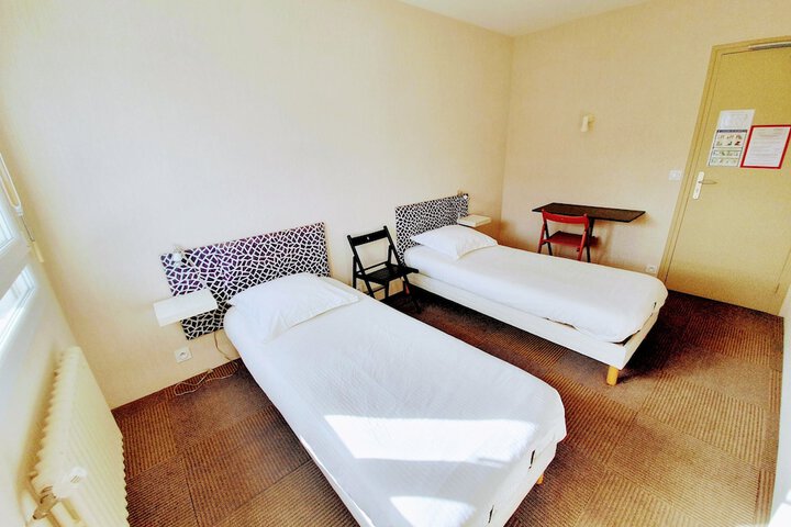 Room 9 of 58
