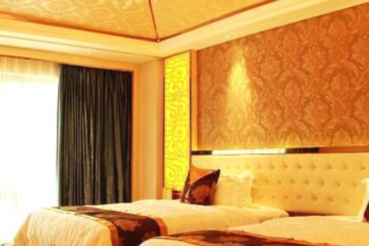Room 5 of 7