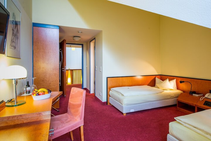 Room 15 of 45