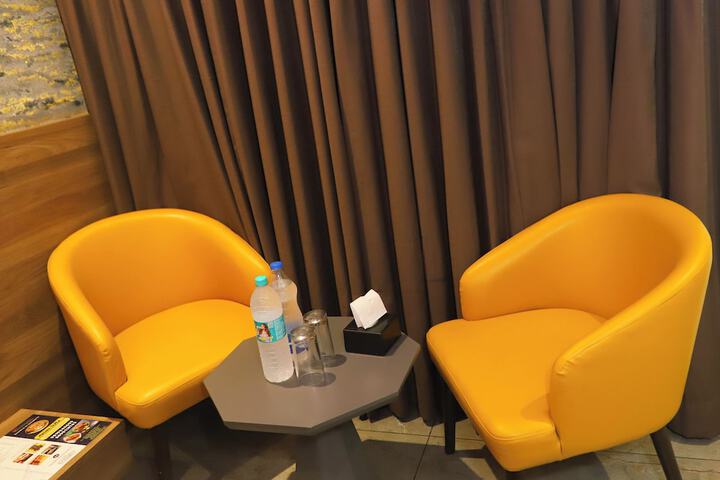 Room 13 of 36