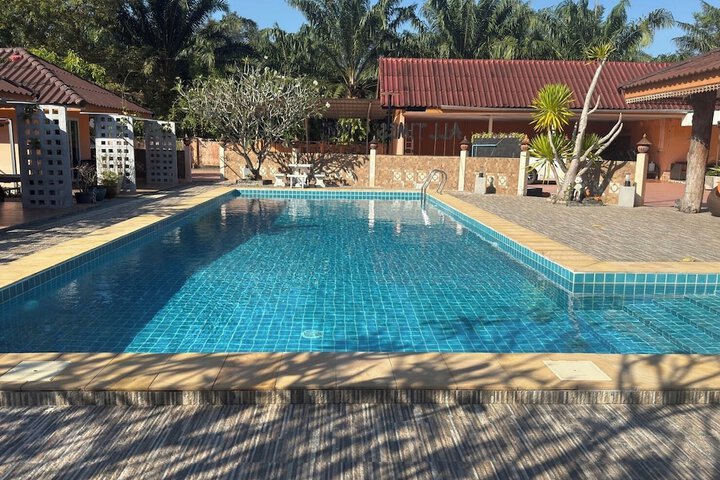 Pool 27 of 44