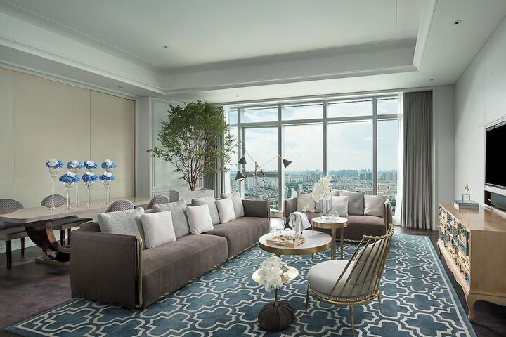Room 20 of 99