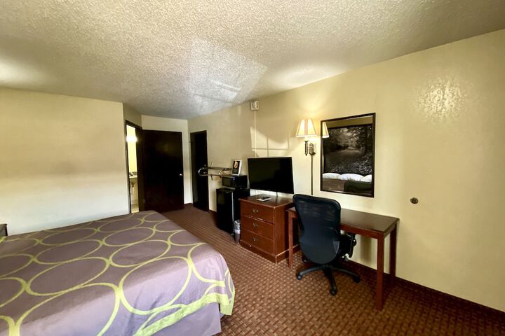1 King Bed Mobility Accessible (7 of 18)