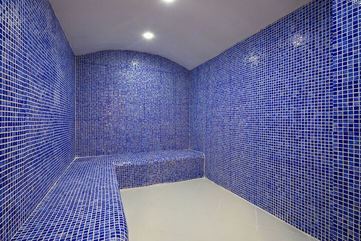 Steam room
