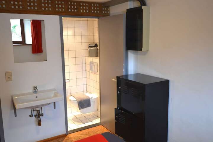 Room 7 of 44