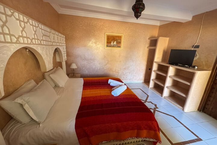Room 4 of 24