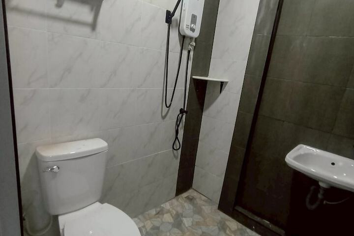 Room 52 of 73