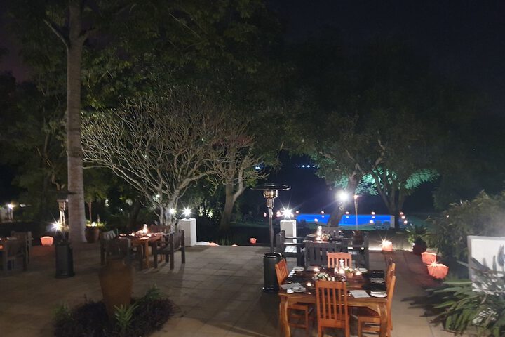 Dining 84 of 135
