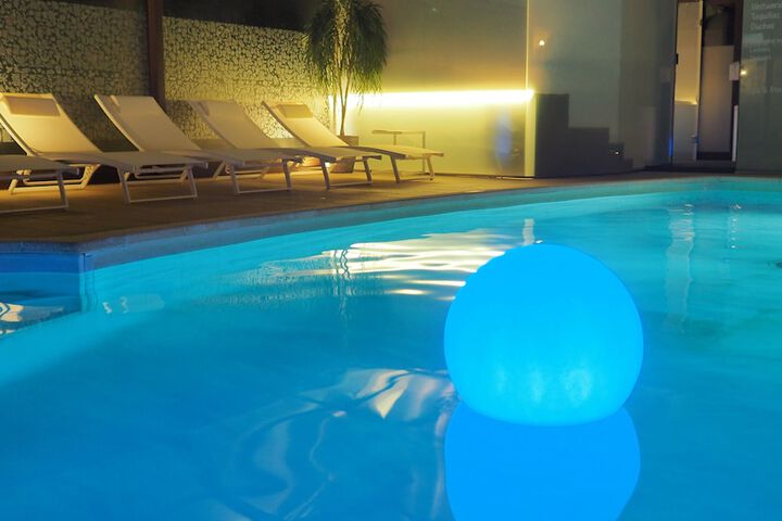 Pool 11 of 23