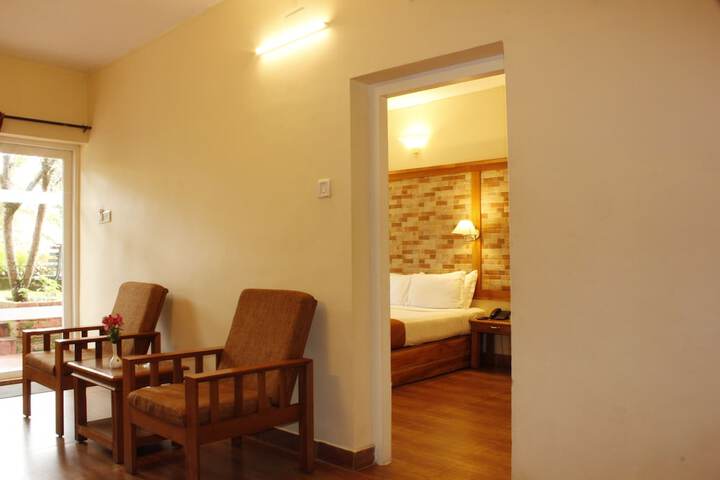 Room 11 of 35