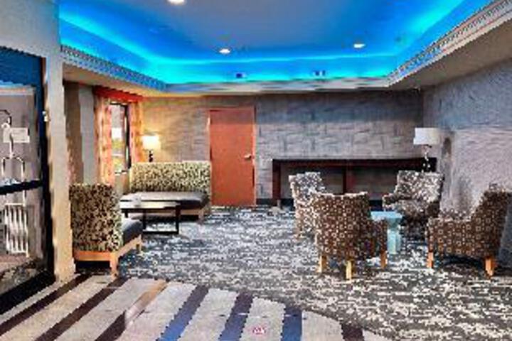 Hotel Interior 4 of 22