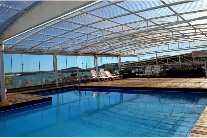 Pool 16 of 21