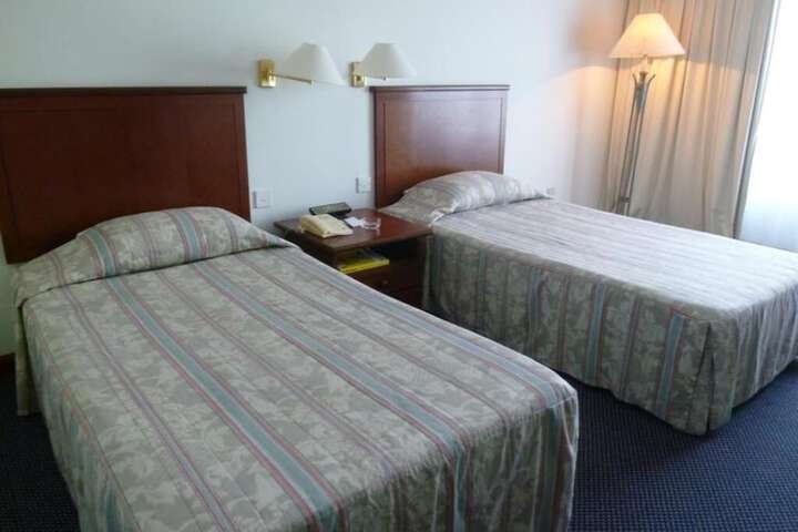 Room 13 of 44