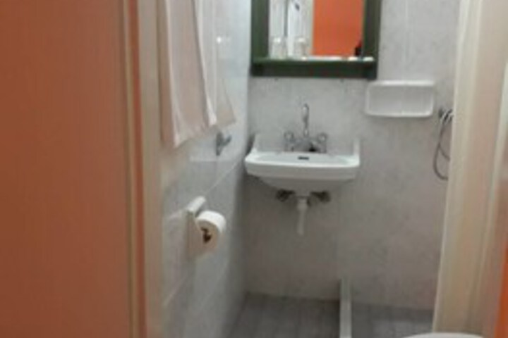 Room 3 of 23