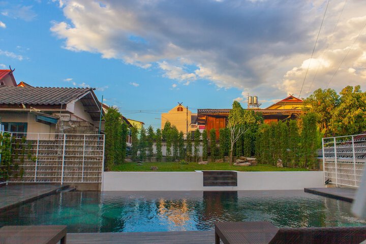 Pool 38 of 48