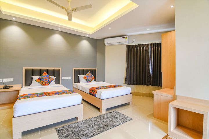 Room 28 of 51