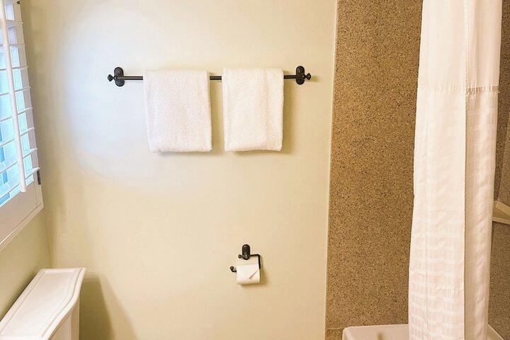 Room 73 of 81