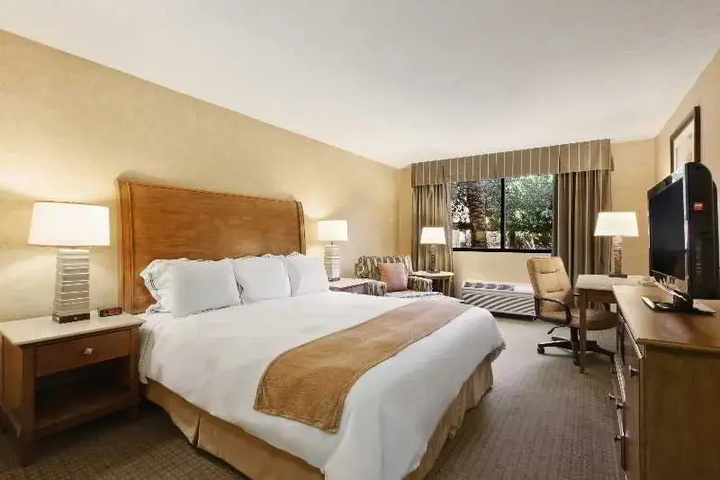 Image of The Phoenix Place Hotel & Suites