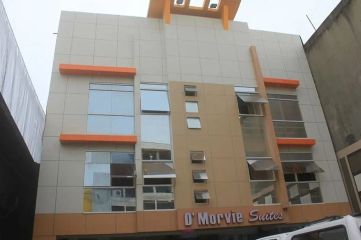 D MORVIE SUITES LAPASAN