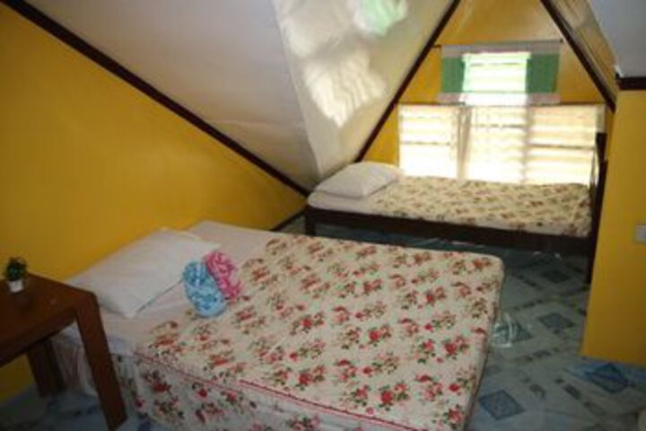 Room 33 of 48
