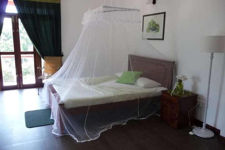 Room 15 of 50