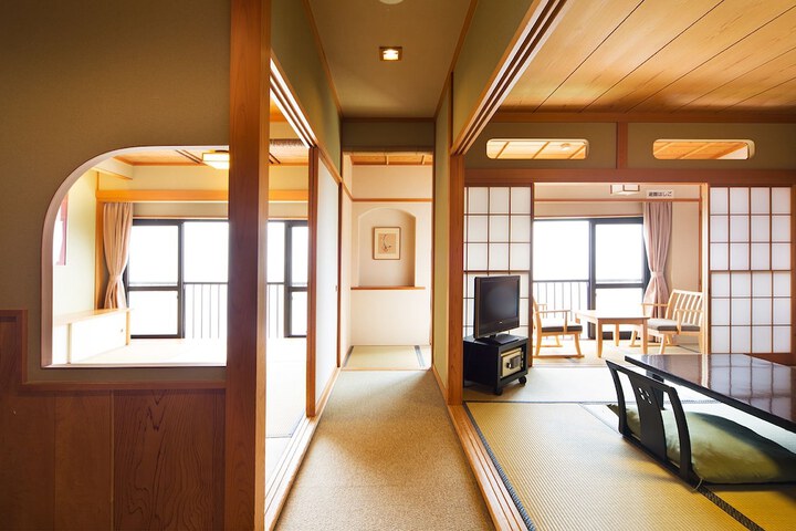 Room 4 of 59