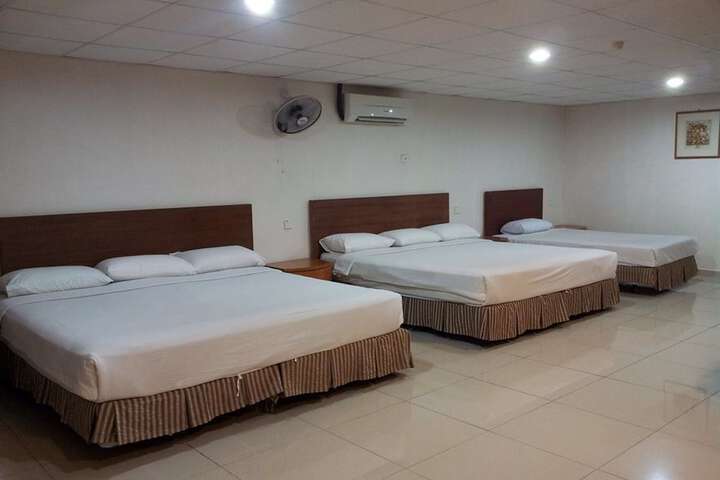 Room 17 of 50