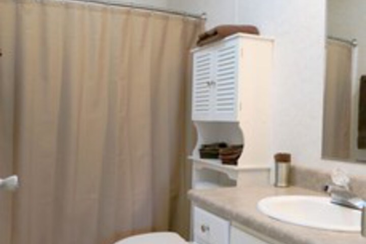 Room 6 of 24