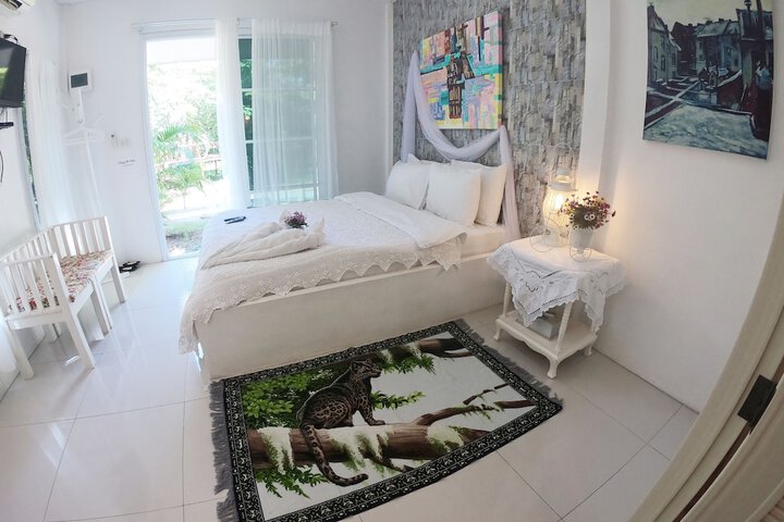 Room 29 of 239