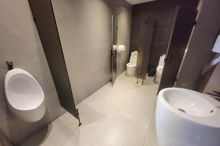 Hotel 4 of 16