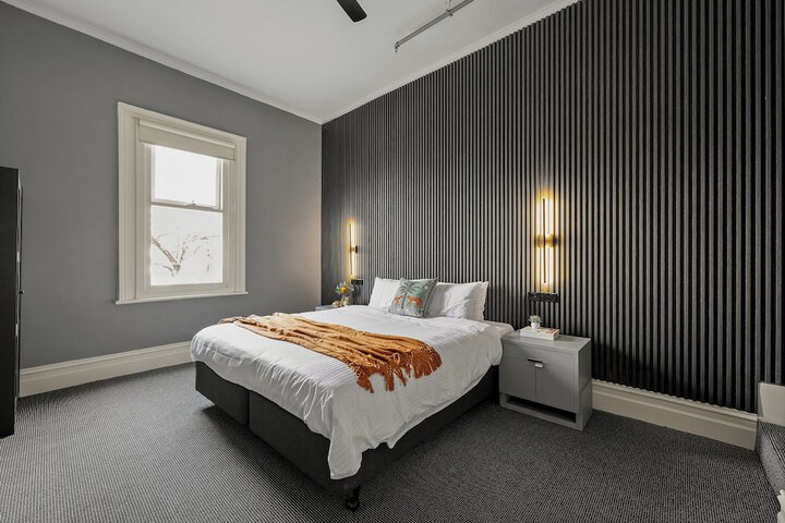 Room 3 of 19