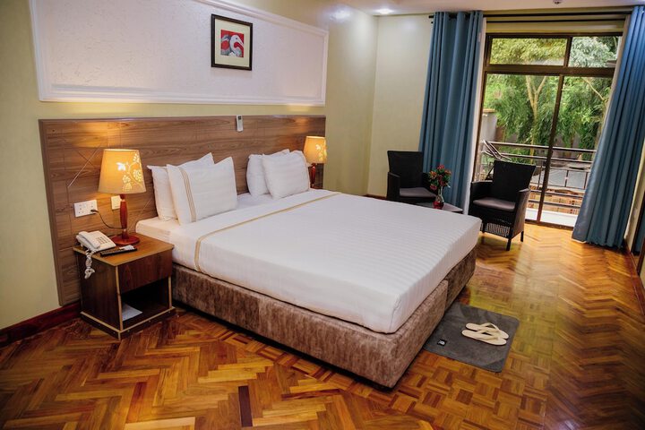Room 28 of 121