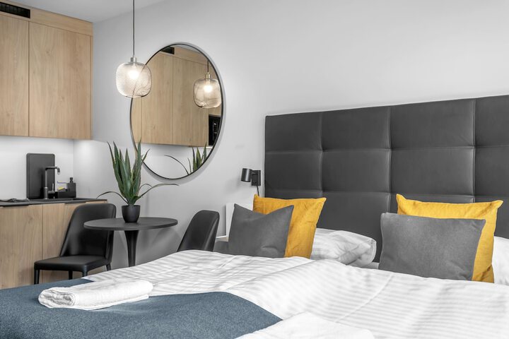 Room 3 of 62