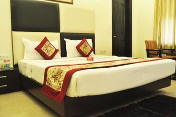 Room 15 of 25