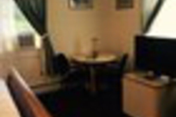 Room 182 of 246