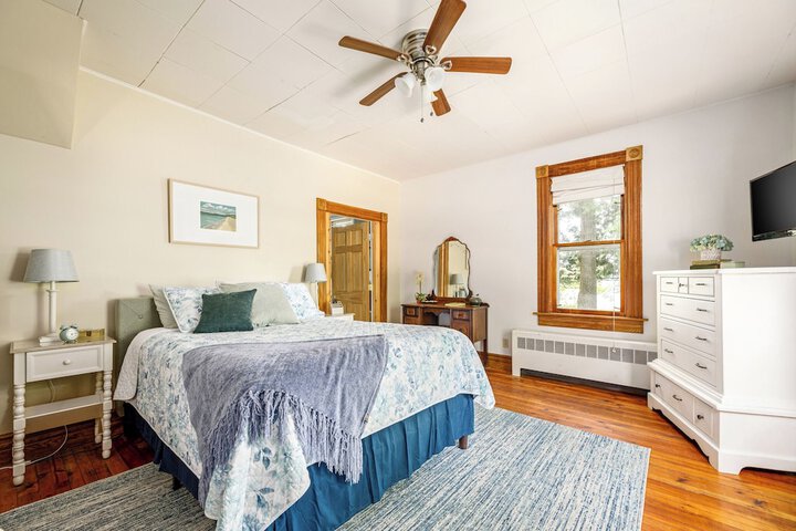 Room 16 of 45