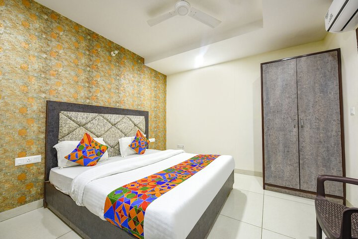 Room 21 of 25