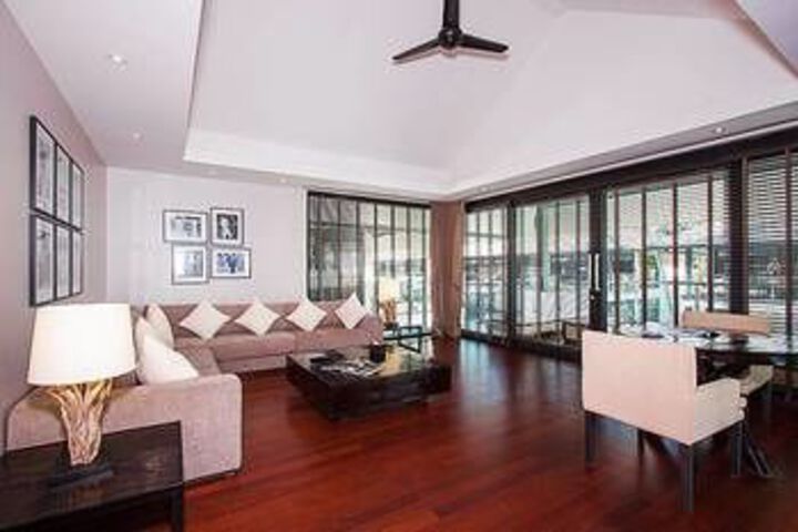 Room 15 of 26