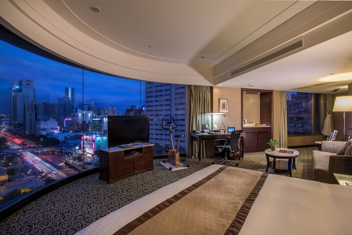 Room 20 of 39