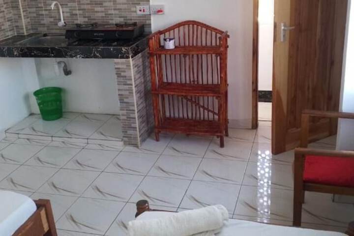 Room 16 of 36