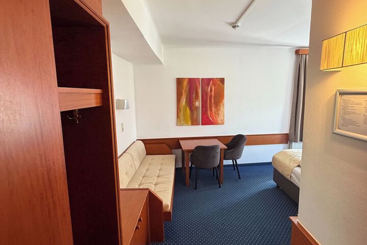 Room 39 of 101