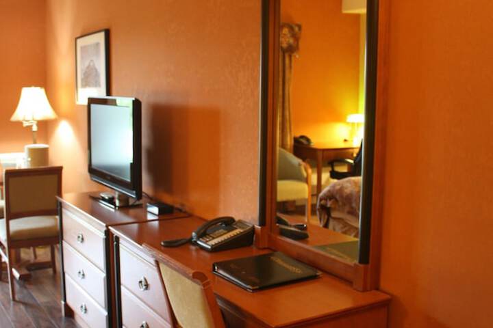 Room 13 of 125