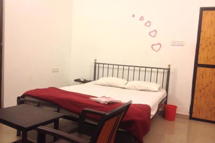 Room 3 of 31