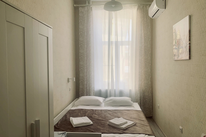 Room 28 of 37