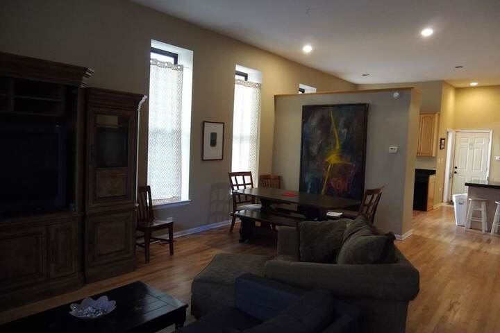 Room 15 of 22