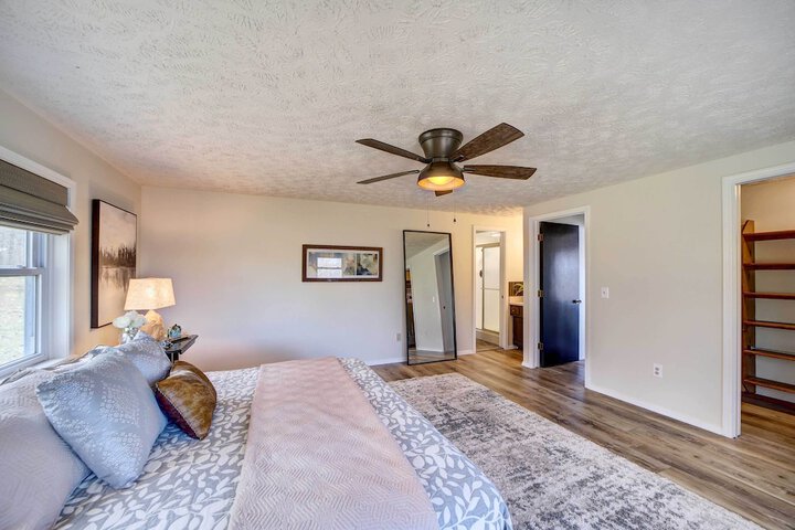 Lake Hudson Home w / Patio in Locust Grove